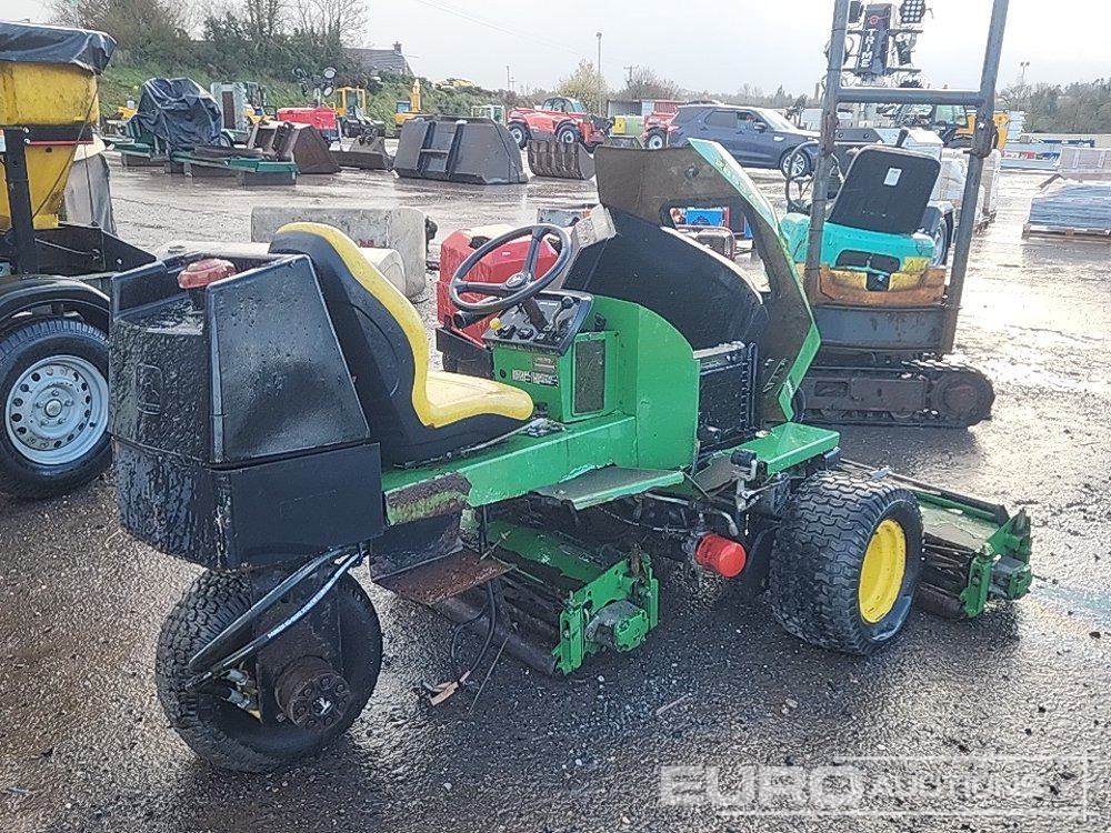 John Deere 2653A - Χλοοκοπτικό: φωτογραφία 3 John Deere 2653A - Χλοοκοπτικό: φωτογραφία 3