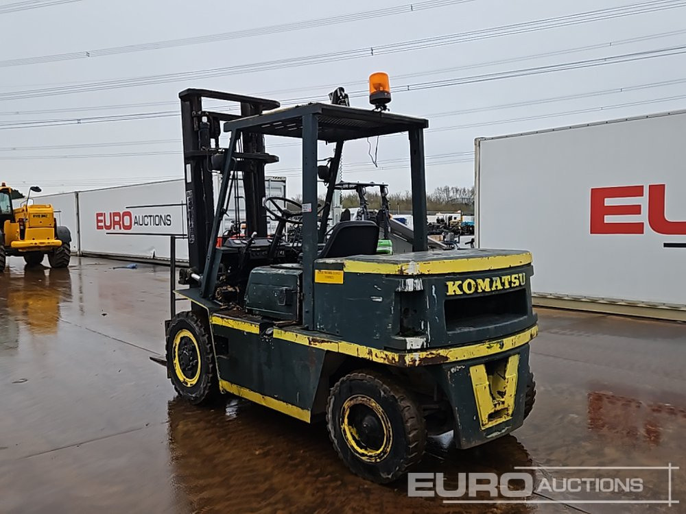 Komatsu FD35-4 - Περονοφόρο όχημα: φωτογραφία 3 Komatsu FD35-4 - Περονοφόρο όχημα: φωτογραφία 3