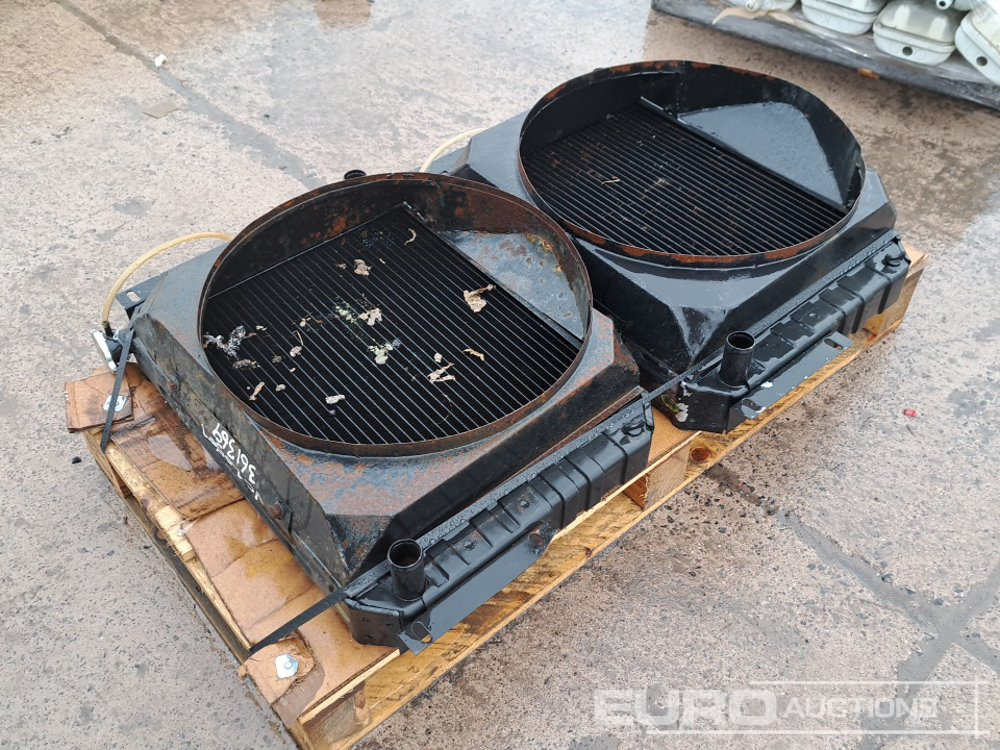 Machine Radiator (2 of) - Εξοπλισμού κατασκευών: φωτογραφία 3 Machine Radiator (2 of) - Εξοπλισμού κατασκευών: φωτογραφία 3