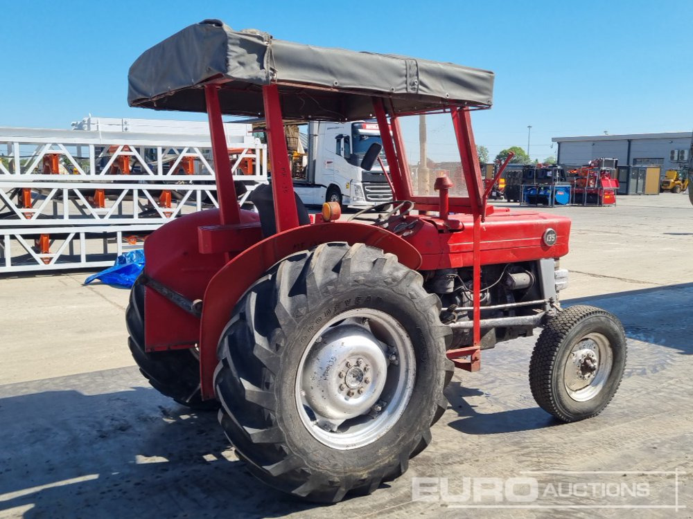 Massey Ferguson MF135 - Τρακτέρ: φωτογραφία 5 Massey Ferguson MF135 - Τρακτέρ: φωτογραφία 5