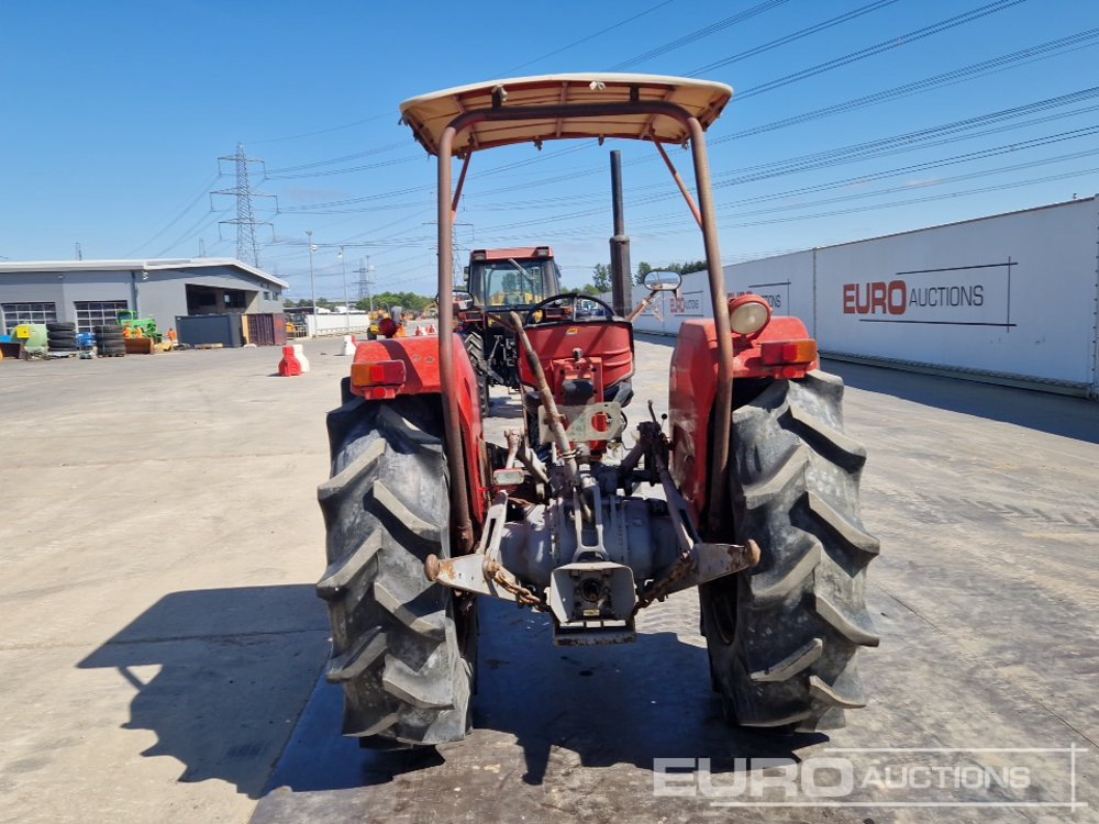 Massey Ferguson MF275 - Τρακτέρ: φωτογραφία 4 Massey Ferguson MF275 - Τρακτέρ: φωτογραφία 4