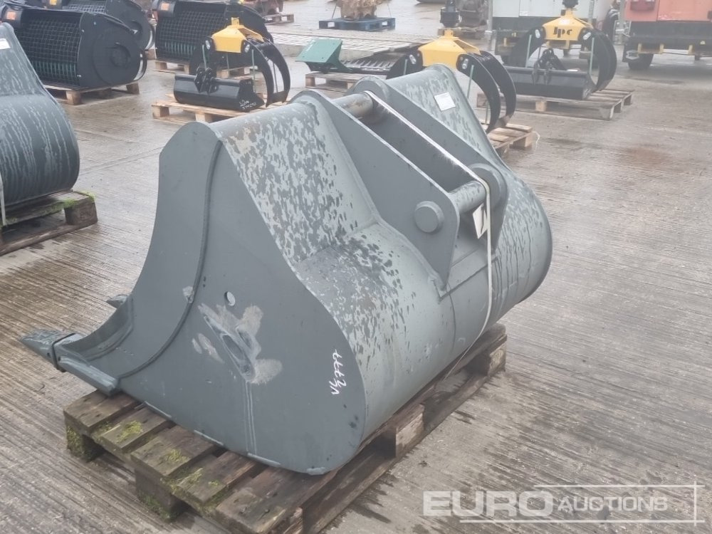 Miller R4 SCOOP7 GP - Κουβας: φωτογραφία 3 Miller R4 SCOOP7 GP - Κουβας: φωτογραφία 3