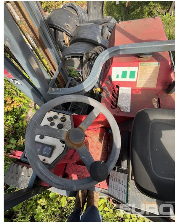 Moffett M5 20.3 - Περονοφόρο όχημα: φωτογραφία 5 Moffett M5 20.3 - Περονοφόρο όχημα: φωτογραφία 5