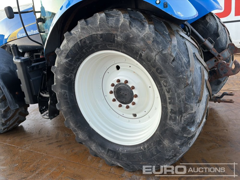 New Holland T7030 - Τρακτέρ: φωτογραφία 5 New Holland T7030 - Τρακτέρ: φωτογραφία 5