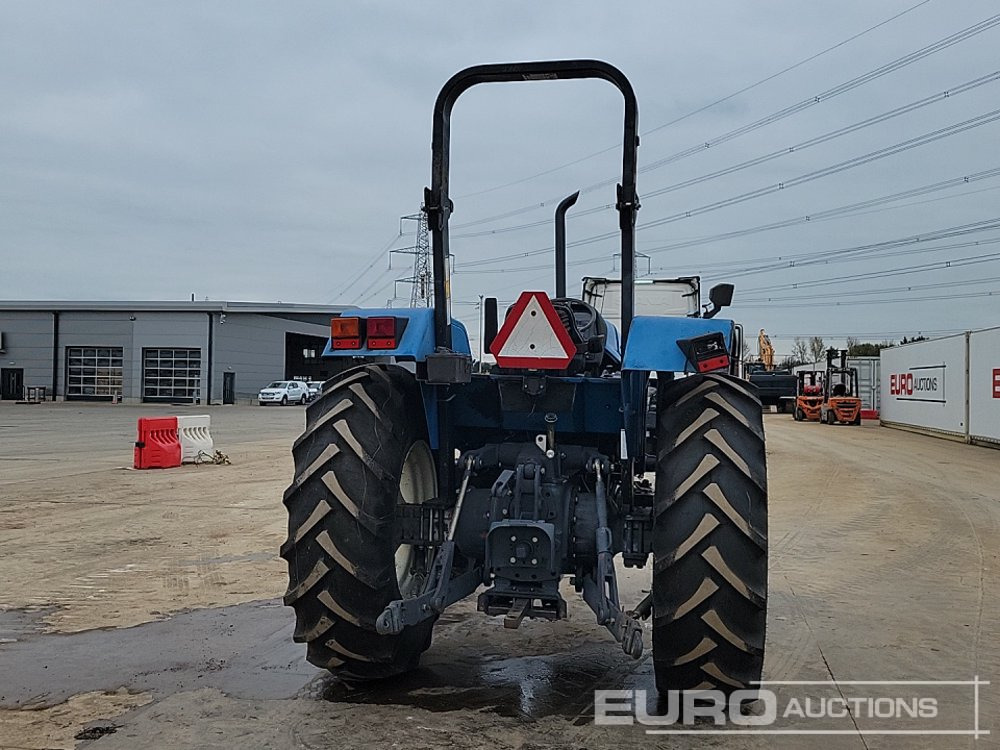 New Holland TS100 - Τρακτέρ: φωτογραφία 4 New Holland TS100 - Τρακτέρ: φωτογραφία 4