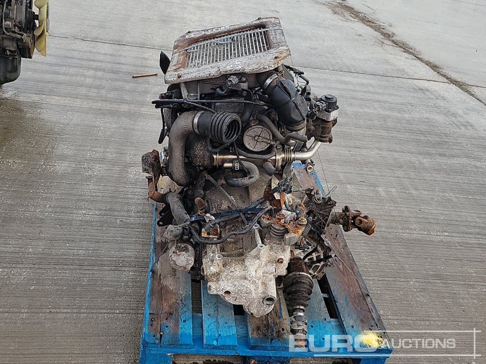 Nissan 4 Cylinder Engine, Gearbox - Κινητήρας: φωτογραφία 4 Nissan 4 Cylinder Engine, Gearbox - Κινητήρας: φωτογραφία 4