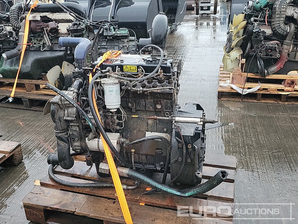 Perkins 4 Cylinder Engine - Κινητήρας: φωτογραφία 2 Perkins 4 Cylinder Engine - Κινητήρας: φωτογραφία 2