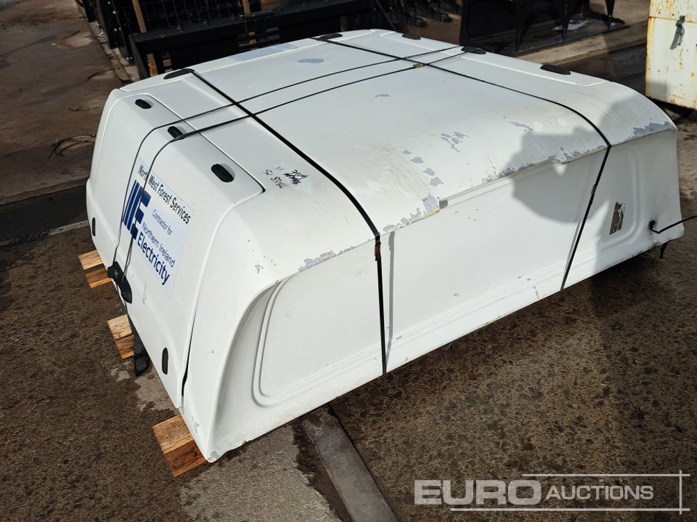 Ridge Back Canopy to suit Pick Up - Εξοπλισμού κατασκευών: φωτογραφία 4 Ridge Back Canopy to suit Pick Up - Εξοπλισμού κατασκευών: φωτογραφία 4
