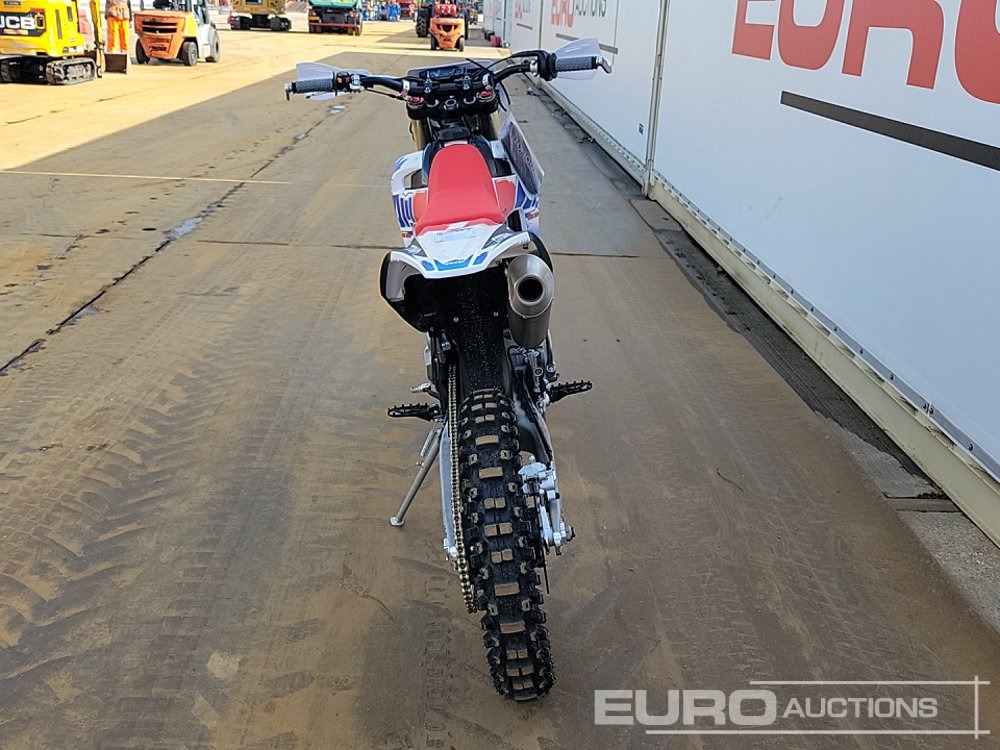 Unused 2025 Apollo Storm - Μοτοσικλέτα: φωτογραφία 4 Unused 2025 Apollo Storm - Μοτοσικλέτα: φωτογραφία 4