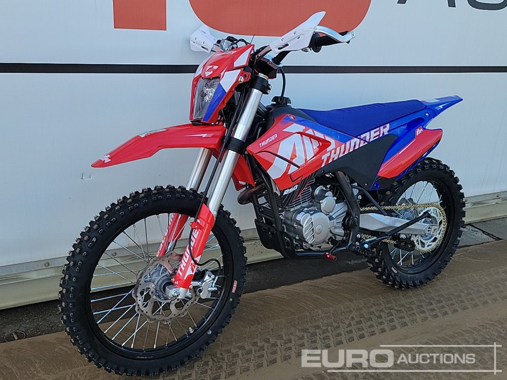 Unused 2025 Apollo Thunder - Μοτοσικλέτα: φωτογραφία 1 Unused 2025 Apollo Thunder - Μοτοσικλέτα: φωτογραφία 1