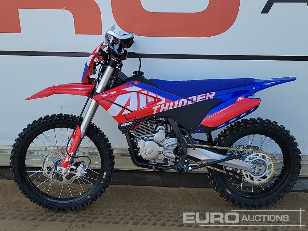 Unused 2025 Apollo Thunder - Μοτοσικλέτα: φωτογραφία 2 Unused 2025 Apollo Thunder - Μοτοσικλέτα: φωτογραφία 2