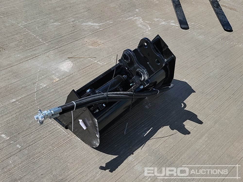 Unused 2025 Captok 24" Hydraulic Tilting Bucket 25mm Pin to suit Mini Excavator - Κουβας: φωτογραφία 3 Unused 2025 Captok 24" Hydraulic Tilting Bucket 25mm Pin to suit Mini Excavator - Κουβας: φωτογραφία 3