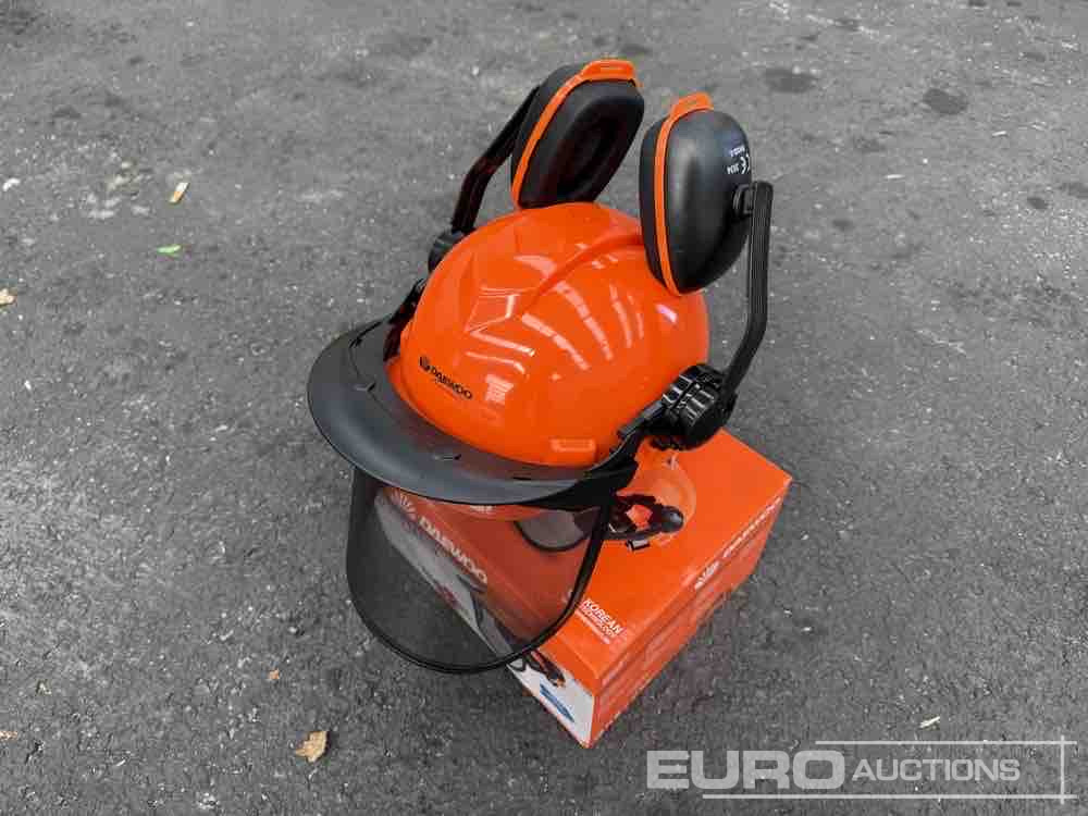 Unused Daewoo DASM5009 Safety Mask (4 of) - Εξοπλισμός γκαράζ: φωτογραφία 5 Unused Daewoo DASM5009 Safety Mask (4 of) - Εξοπλισμός γκαράζ: φωτογραφία 5