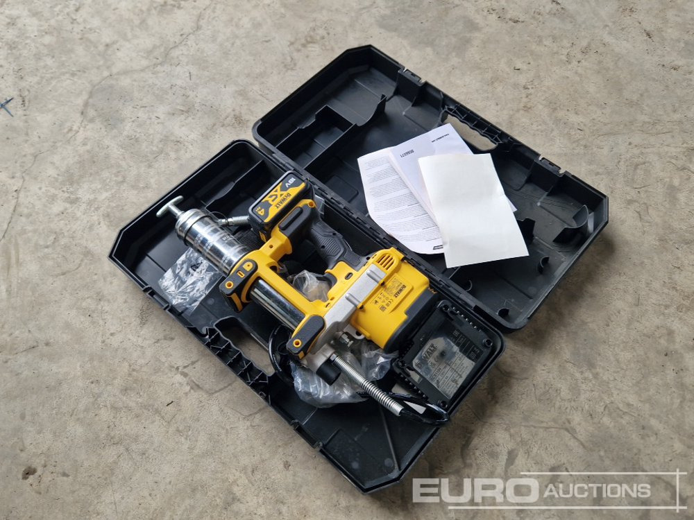 Unused Dewalt DCGG571 18 Volt Cordless Grease Gun, Battery, Charger, Case - Εξοπλισμός γκαράζ: φωτογραφία 3 Unused Dewalt DCGG571 18 Volt Cordless Grease Gun, Battery, Charger, Case - Εξοπλισμός γκαράζ: φωτογραφία 3