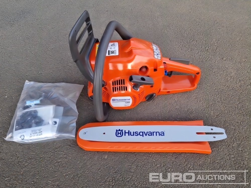Unused Husqvarna 120 Mark II 14" Petrol Chain Saw - Εξοπλισμός γκαράζ: φωτογραφία 2 Unused Husqvarna 120 Mark II 14" Petrol Chain Saw - Εξοπλισμός γκαράζ: φωτογραφία 2