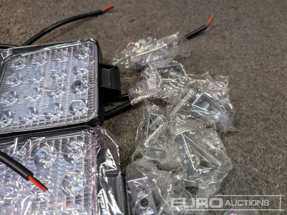Εξοπλισμού κατασκευών Unused LED Work Lights, 48w, 12V/24V, Adjustable Bracket, IP67 Waterproof, 6000k White (10 of): φωτογραφία 7