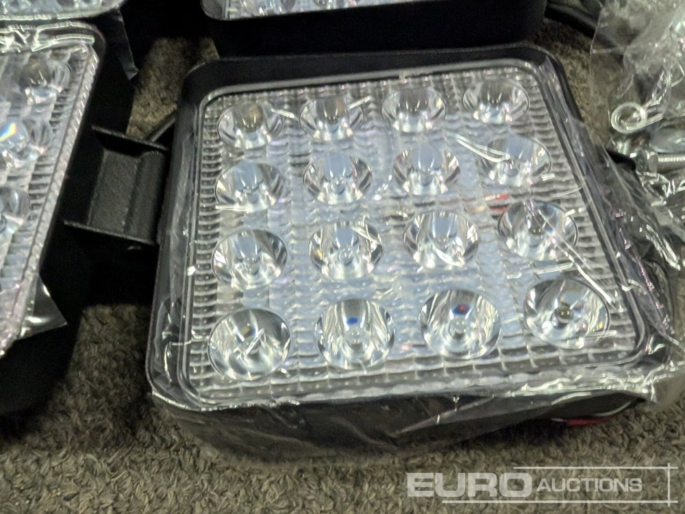 Εξοπλισμού κατασκευών Unused LED Work Lights, 48w, 12V/24V, Adjustable Bracket, IP67 Waterproof, 6000k White (10 of): φωτογραφία 8