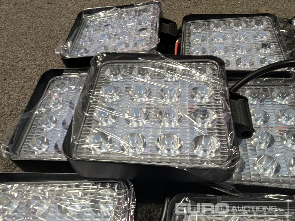 Εξοπλισμού κατασκευών Unused LED Work Lights, 48w, 12V/24V, Adjustable Bracket, IP67 Waterproof, 6000k White (10 of): φωτογραφία 9