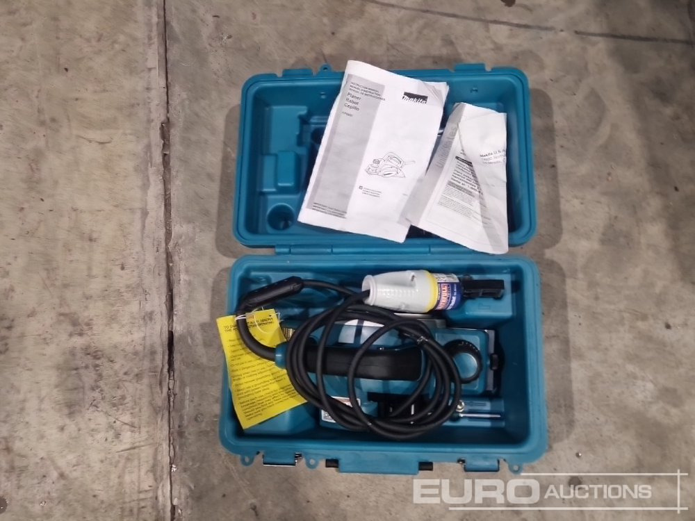 Unused Makita KP0800 110v Planer - Εξοπλισμού κατασκευών: φωτογραφία 5 Unused Makita KP0800 110v Planer - Εξοπλισμού κατασκευών: φωτογραφία 5