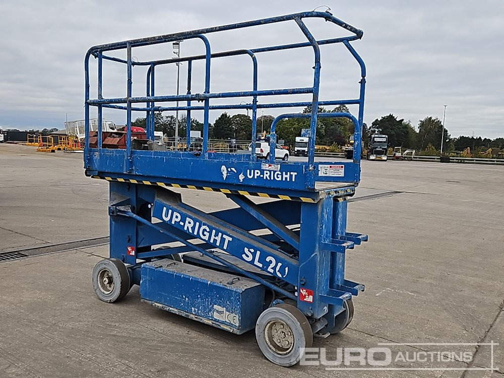 Upright SL20 - Πλατφόρμα εναέρια: φωτογραφία 3 Upright SL20 - Πλατφόρμα εναέρια: φωτογραφία 3
