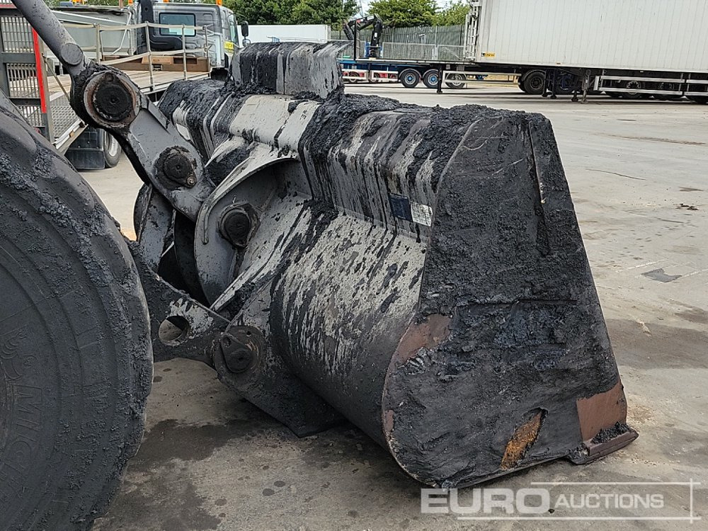 Ελαστιχοφόρος φορτωτής Volvo 180C: φωτογραφία 35