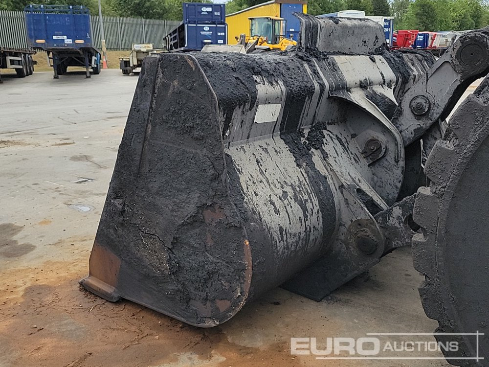 Ελαστιχοφόρος φορτωτής Volvo 180C: φωτογραφία 38