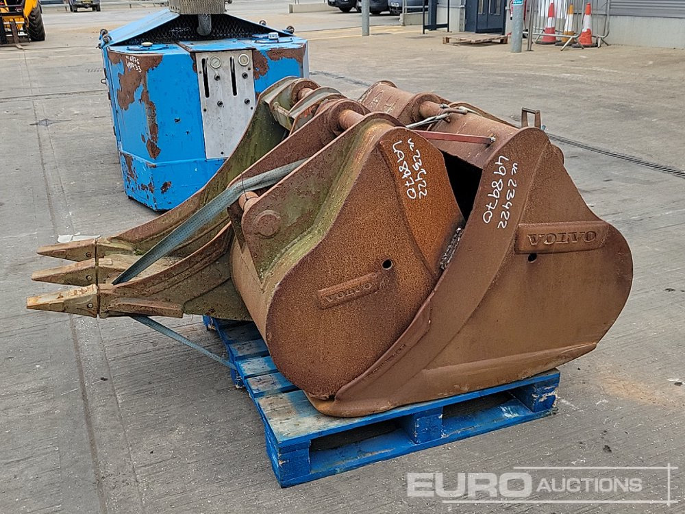 Volvo 48", 24", 24" Scoop Bucket 65mm Pin to suit 13 Ton Excavator - Κουβας: φωτογραφία 1 Volvo 48", 24", 24" Scoop Bucket 65mm Pin to suit 13 Ton Excavator - Κουβας: φωτογραφία 1