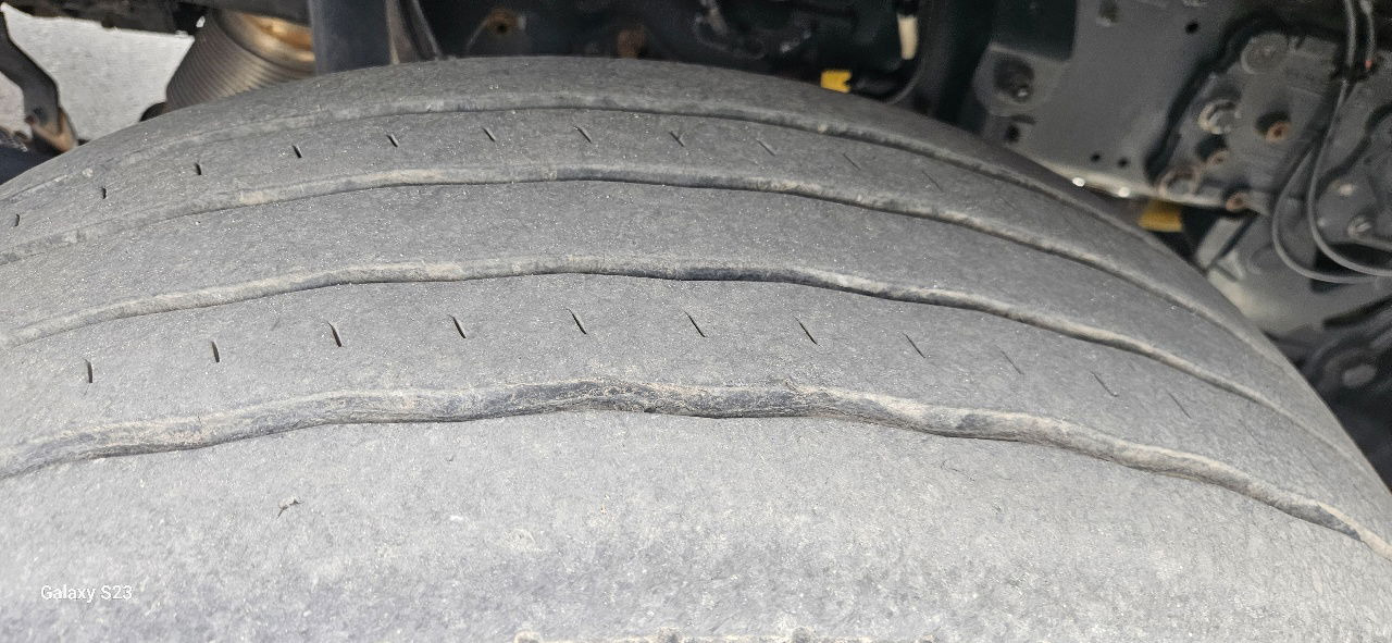 Τράκτορας DAF XF 105.460: φωτογραφία 6