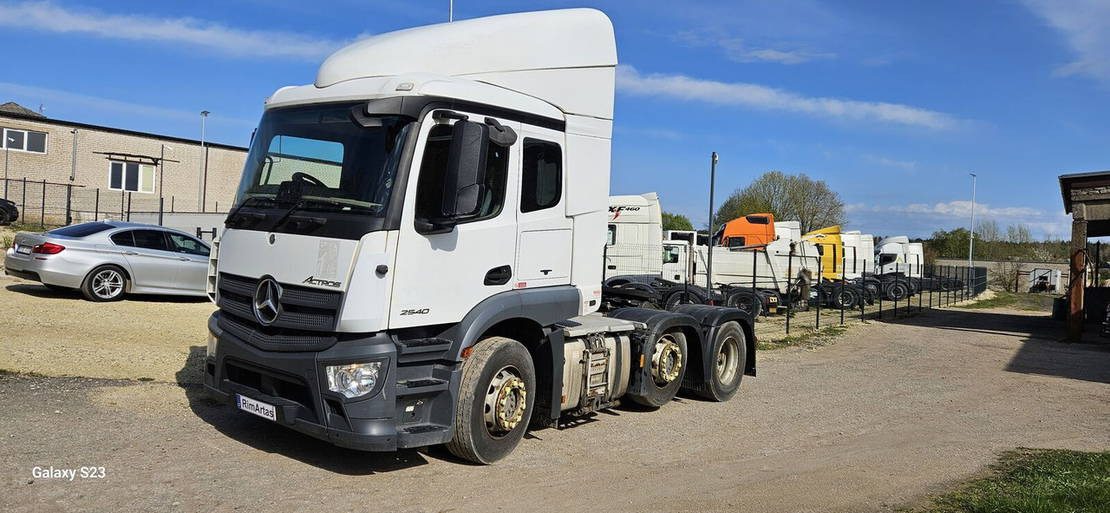 Mercedes-Benz Actros 2540 - Τράκτορας: φωτογραφία 1 Mercedes-Benz Actros 2540 - Τράκτορας: φωτογραφία 1