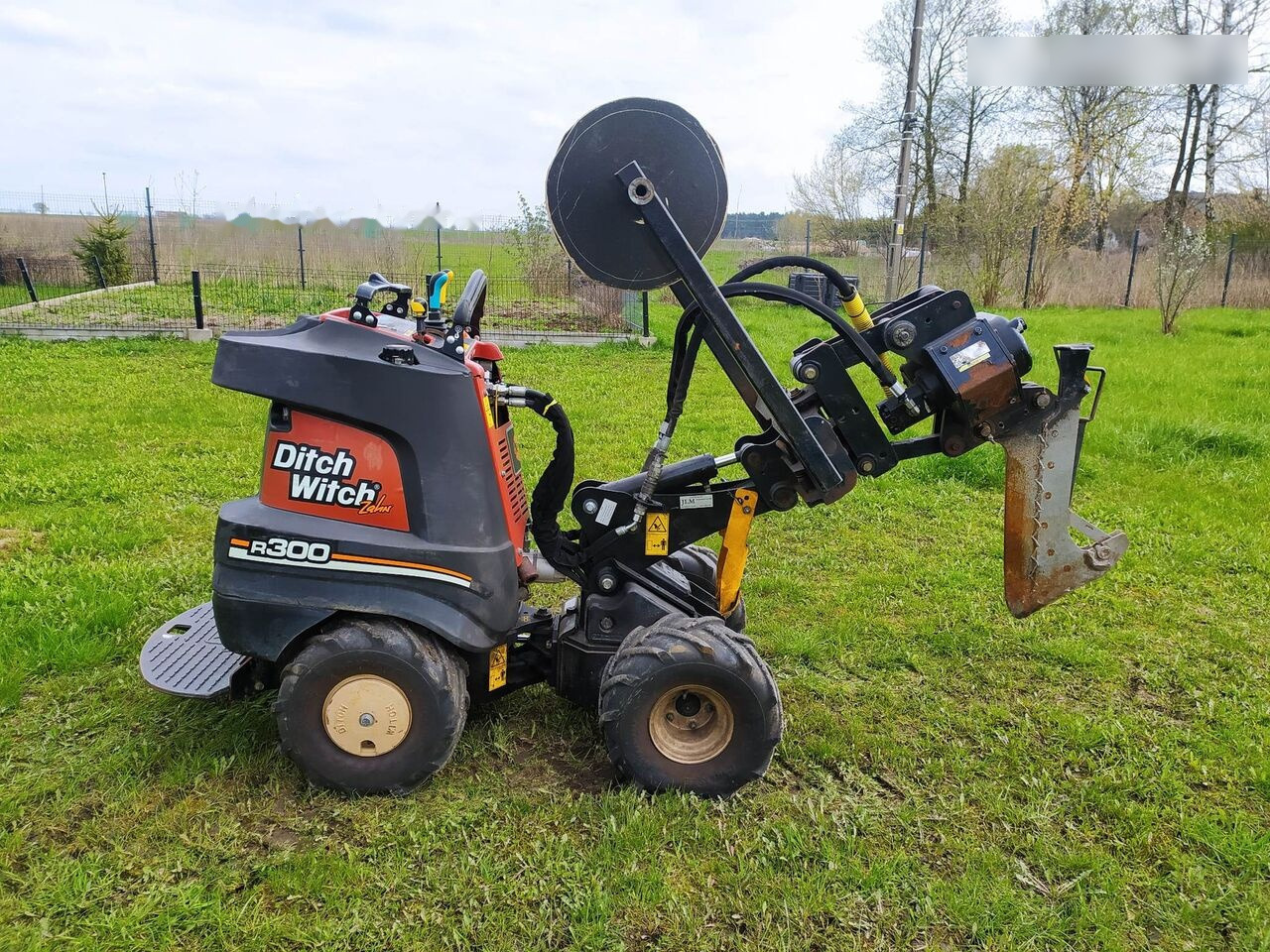 Ditch-Witch Zahn R300 - Εκσκαφέας τάφρων: φωτογραφία 5 Ditch-Witch Zahn R300 - Εκσκαφέας τάφρων: φωτογραφία 5