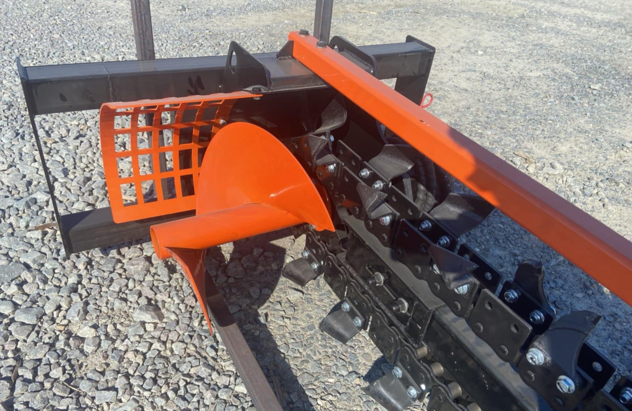 Trencher-Tech - Εκσκαφέας τάφρων: φωτογραφία 2 Trencher-Tech - Εκσκαφέας τάφρων: φωτογραφία 2