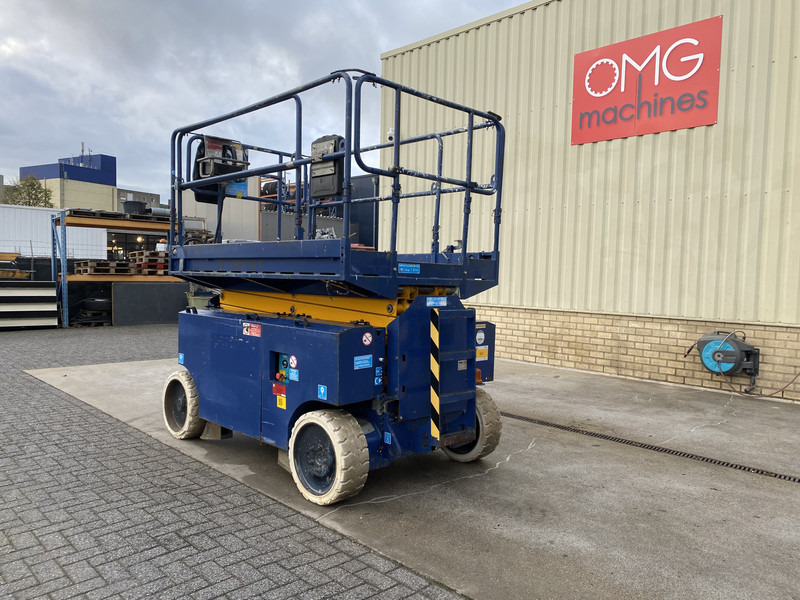 Ψαλιδωτό ανυψωτικό Iteco IT12151, Schaar hoogwerker, 14 meter: φωτογραφία 8 Ψαλιδωτό ανυψωτικό Iteco IT12151, Schaar hoogwerker, 14 meter: φωτογραφία 8