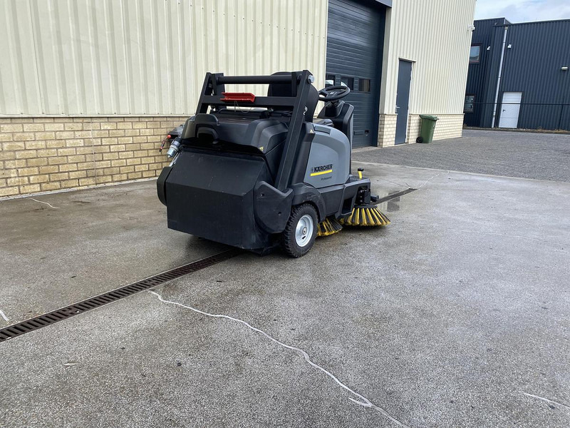 Kärcher KM 105/110 R Bp, Veegmachine, hoogkieper - Σάρωθρο δρόμων: φωτογραφία 2 Kärcher KM 105/110 R Bp, Veegmachine, hoogkieper - Σάρωθρο δρόμων: φωτογραφία 2