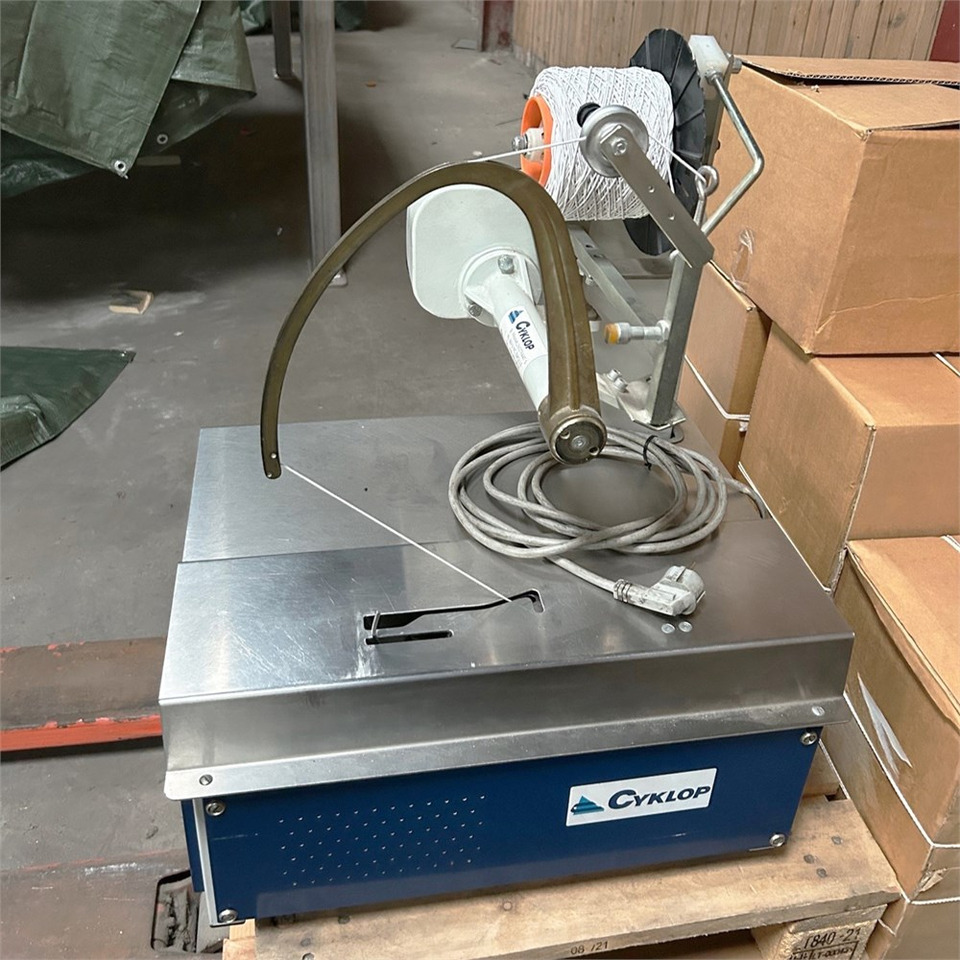 ABC Cyklop Axro 3k - Εργαλειομηχανή: φωτογραφία 2 ABC Cyklop Axro 3k - Εργαλειομηχανή: φωτογραφία 2