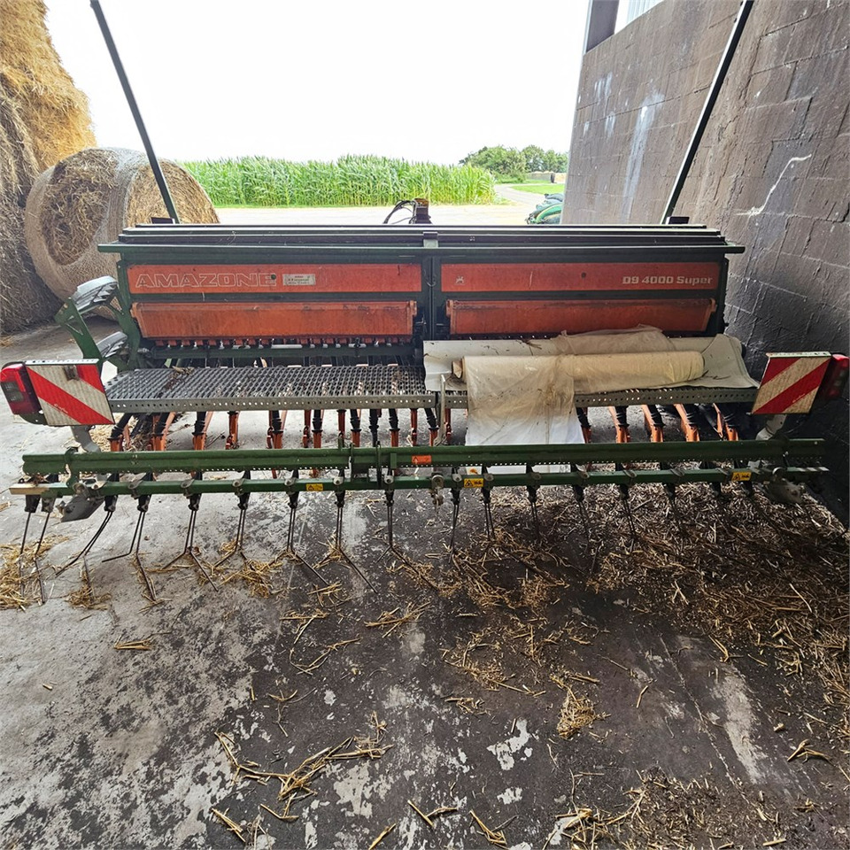 Amazone D9 4000 Super - KG 402 - Μηχανήματα σποράς: φωτογραφία 4 Amazone D9 4000 Super - KG 402 - Μηχανήματα σποράς: φωτογραφία 4