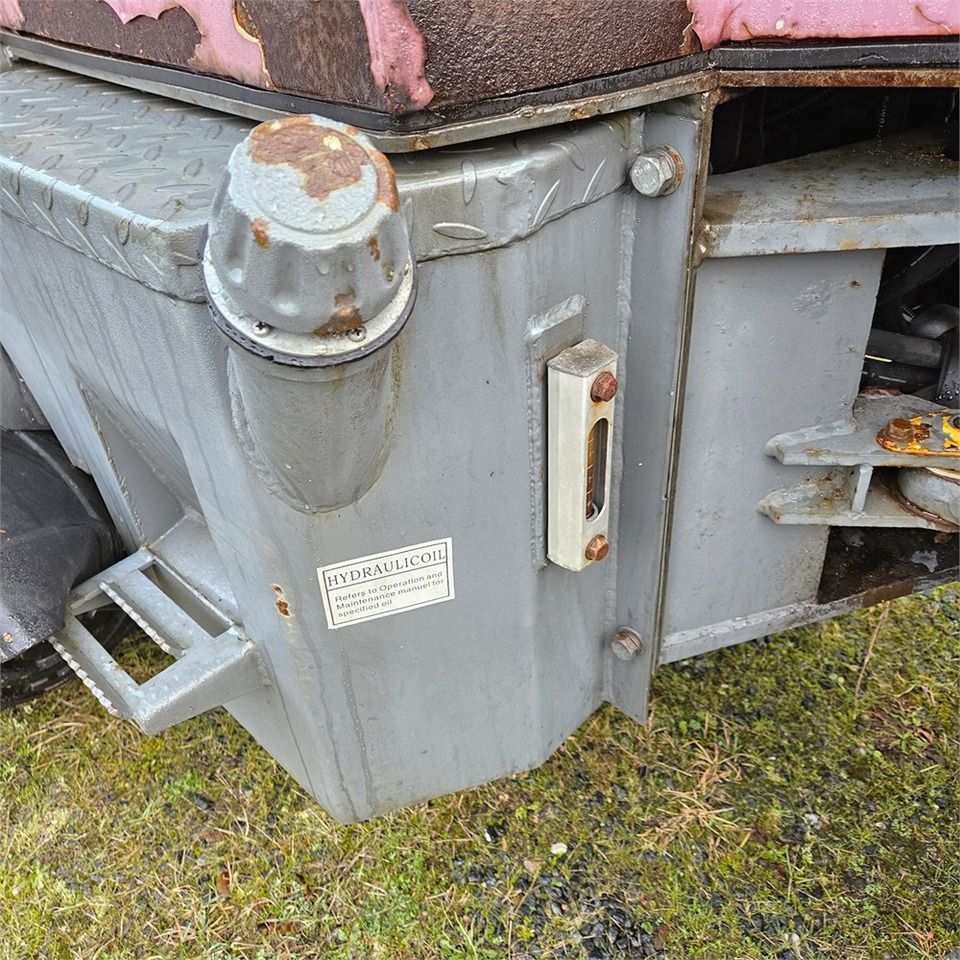 Φορτωτής πλάγιας ολίσθησης Bernards W1600C: φωτογραφία 34 Φορτωτής πλάγιας ολίσθησης Bernards W1600C: φωτογραφία 34