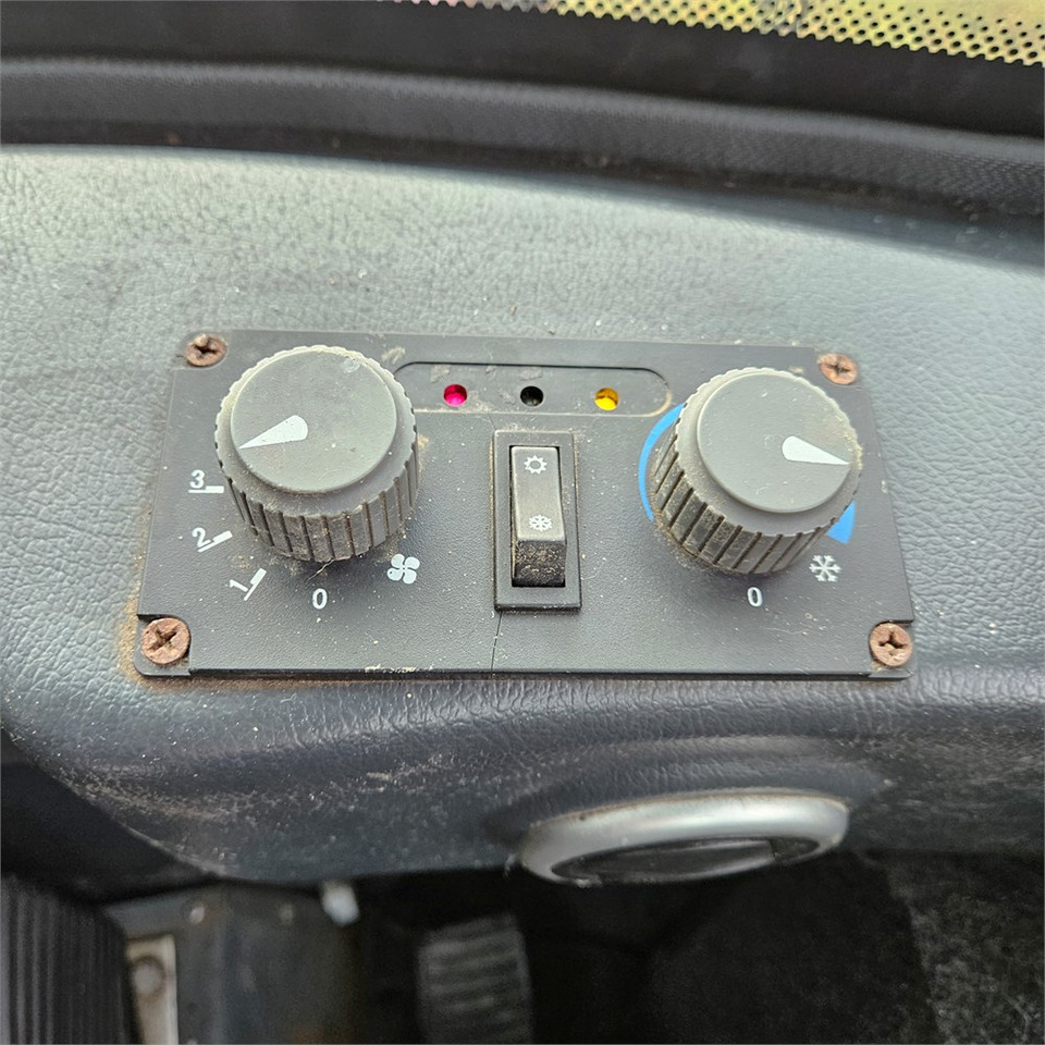 Φορτωτής πλάγιας ολίσθησης Bernards W1600C: φωτογραφία 17 Φορτωτής πλάγιας ολίσθησης Bernards W1600C: φωτογραφία 17