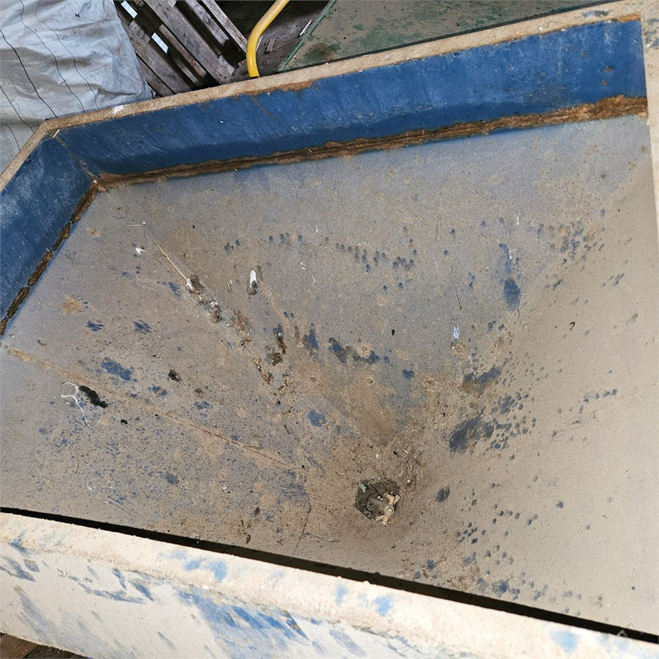 Bogballe B-700 - Μηχανηματα λιπάσματα: φωτογραφία 5 Bogballe B-700 - Μηχανηματα λιπάσματα: φωτογραφία 5