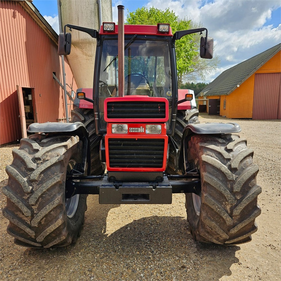 CASE IH 1056 XL - Τρακτέρ: φωτογραφία 2 CASE IH 1056 XL - Τρακτέρ: φωτογραφία 2