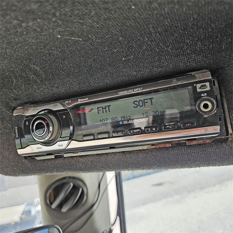 Ελαστιχοφόρος φορτωτής Case 921 E: φωτογραφία 20