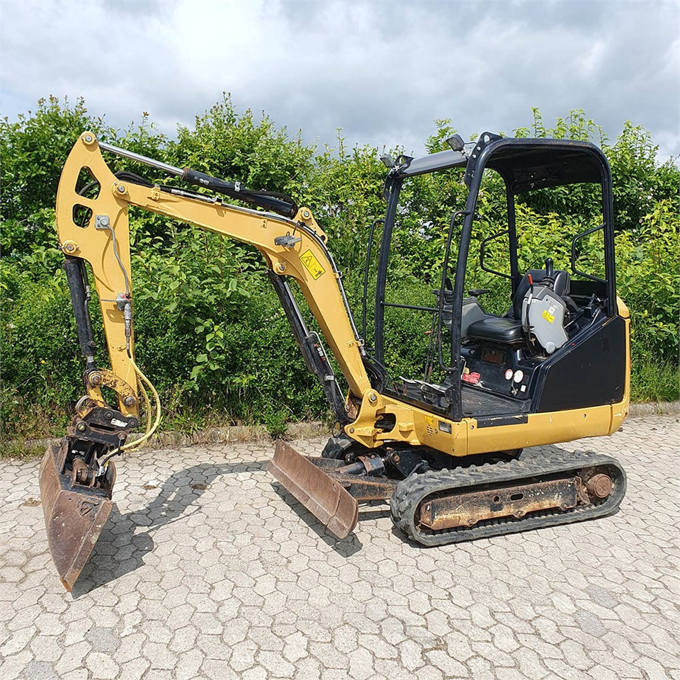 Caterpillar 301.7 D - Μίνι εκσκαφέας: φωτογραφία 1 Caterpillar 301.7 D - Μίνι εκσκαφέας: φωτογραφία 1