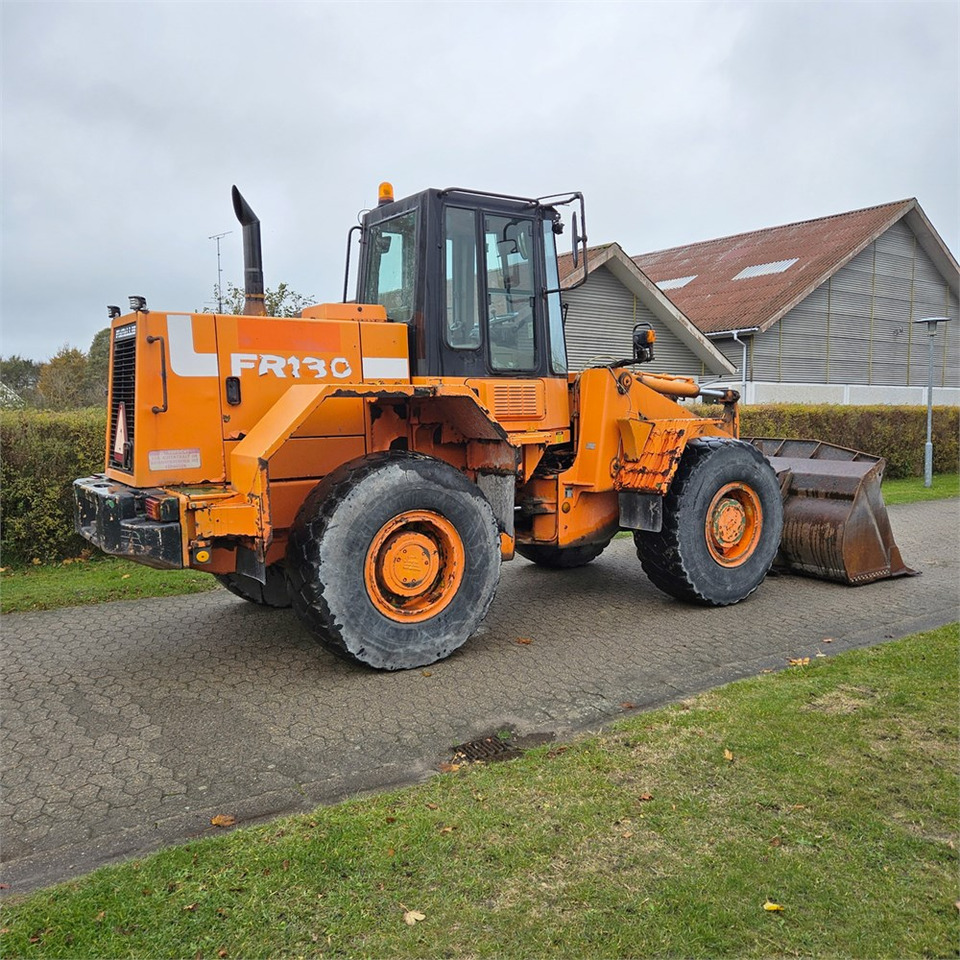 Fiat-Allis FR130 - Ελαστιχοφόρος φορτωτής: φωτογραφία 4 Fiat-Allis FR130 - Ελαστιχοφόρος φορτωτής: φωτογραφία 4