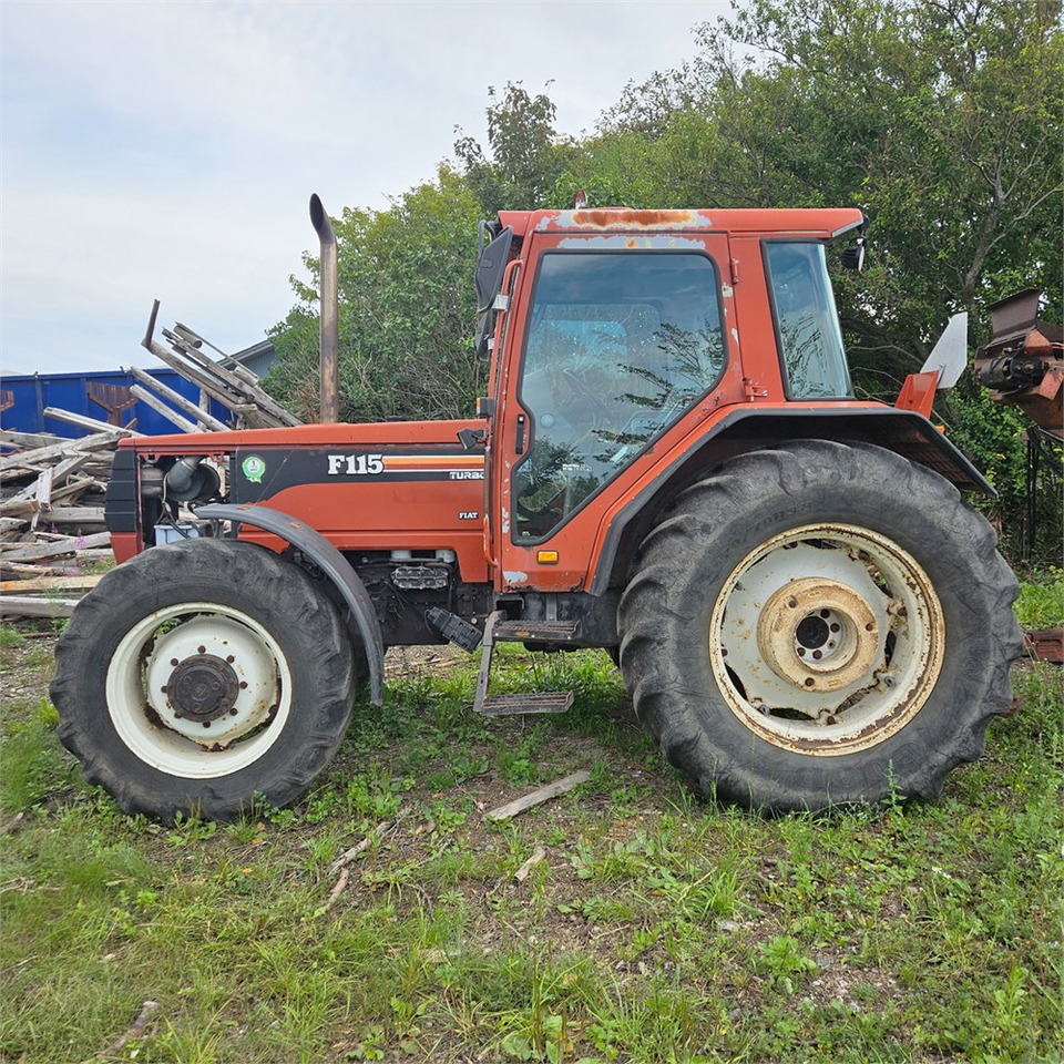 Fiat F115DT/FR - Τρακτέρ: φωτογραφία 2 Fiat F115DT/FR - Τρακτέρ: φωτογραφία 2
