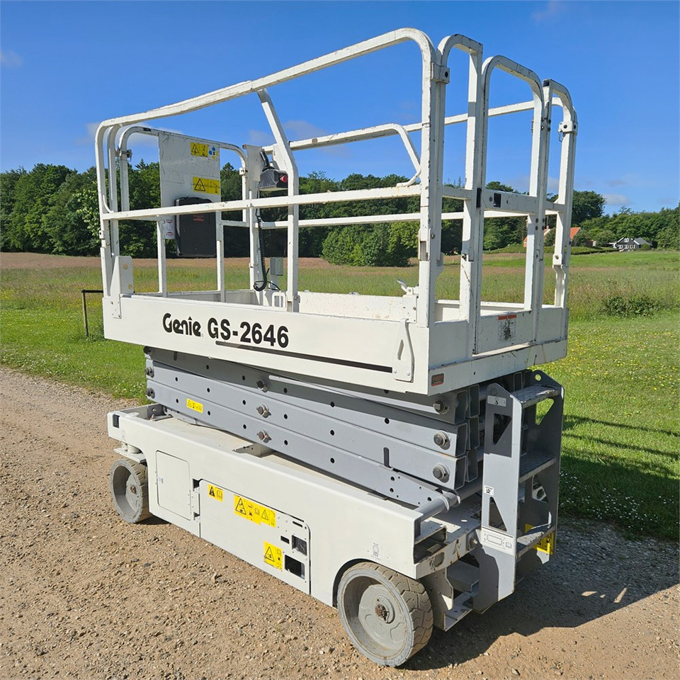 Genie GS-2646 - Ψαλιδωτό ανυψωτικό: φωτογραφία 2 Genie GS-2646 - Ψαλιδωτό ανυψωτικό: φωτογραφία 2