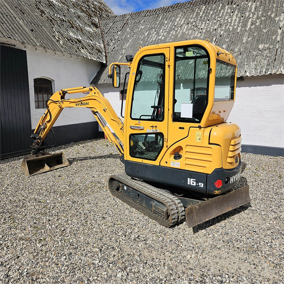 Hyundai Robex 16-9 - Μίνι εκσκαφέας: φωτογραφία 3 Hyundai Robex 16-9 - Μίνι εκσκαφέας: φωτογραφία 3
