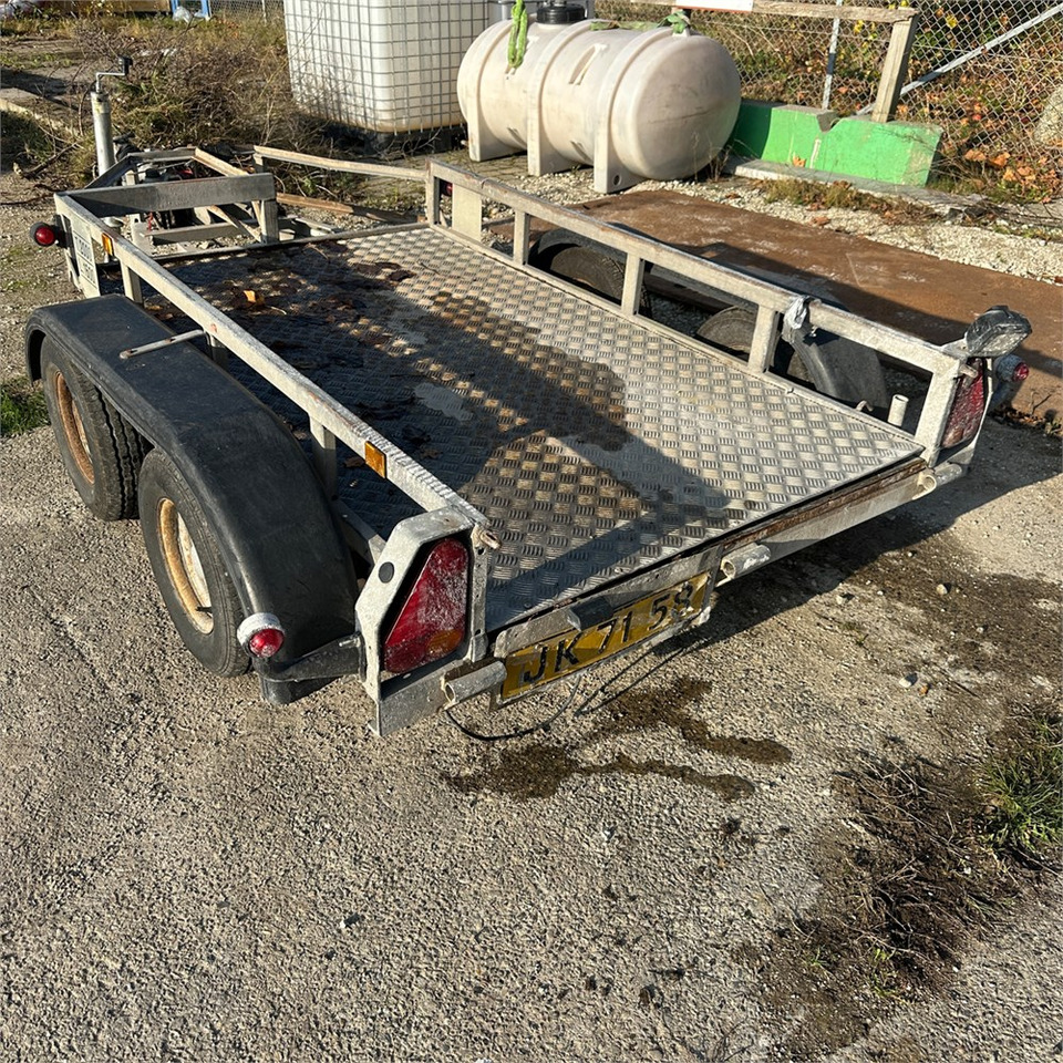 Ifor Williams 4 - Ρυμούλκες αυτοκίνητο: φωτογραφία 5 Ifor Williams 4 - Ρυμούλκες αυτοκίνητο: φωτογραφία 5