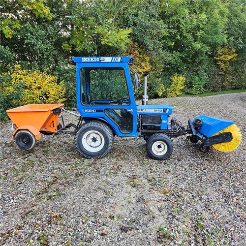 Iseki 2140 - Δημοτικό τρακτέρ: φωτογραφία 3 Iseki 2140 - Δημοτικό τρακτέρ: φωτογραφία 3