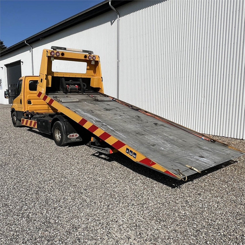 Iveco Daily 70c - Φορτηγό ρυμούλκησης: φωτογραφία 2 Iveco Daily 70c - Φορτηγό ρυμούλκησης: φωτογραφία 2