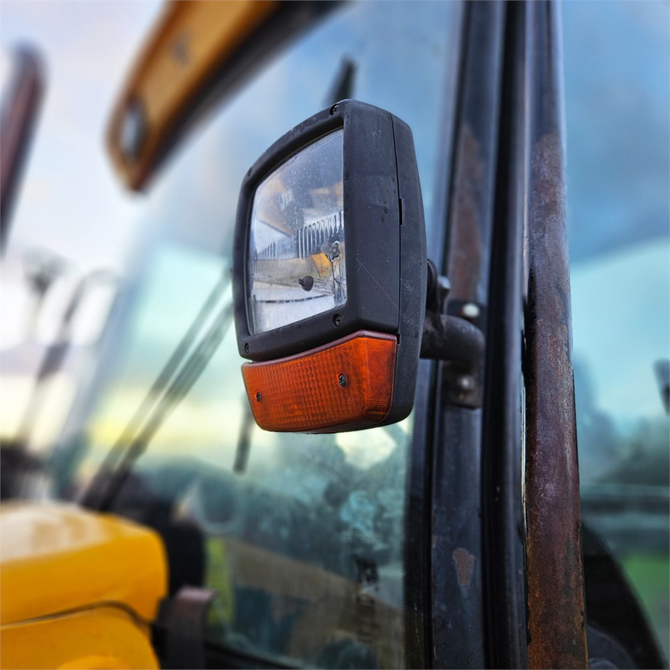 Φορτωτής εκσκαφέας JCB 4CX: φωτογραφία 34 Φορτωτής εκσκαφέας JCB 4CX: φωτογραφία 34