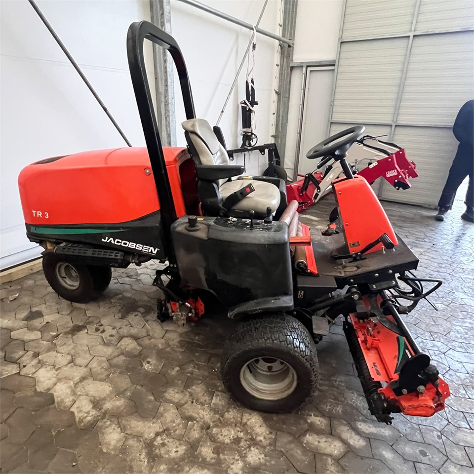 Jacobsen AR3 - Χλοοκοπτικό: φωτογραφία 4 Jacobsen AR3 - Χλοοκοπτικό: φωτογραφία 4